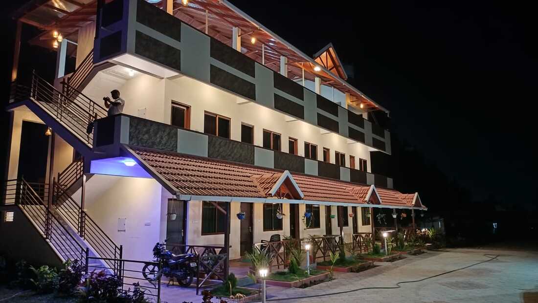 Hasiru Gudda Chikkamaglur image 5