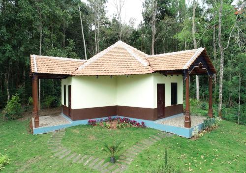 WhatsApp Image 2025-11-04 at 10.28.47 PM