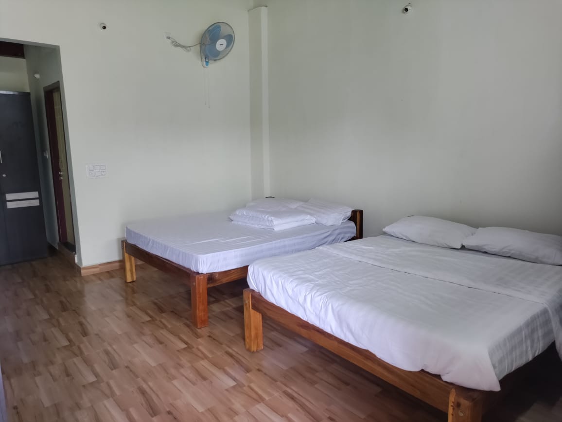 WhatsApp Image 2025-11-05 at 9.59.50 PM