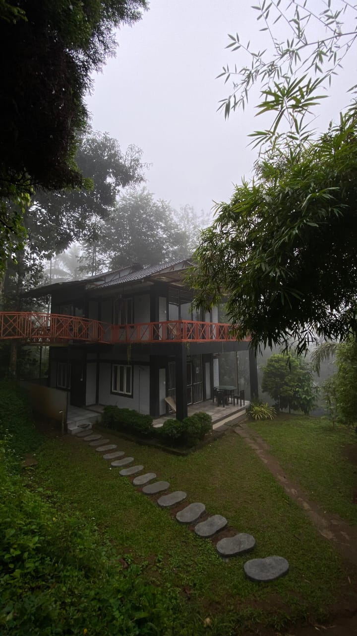 WhatsApp Image 2025-11-06 at 10.54.24 AM (1)