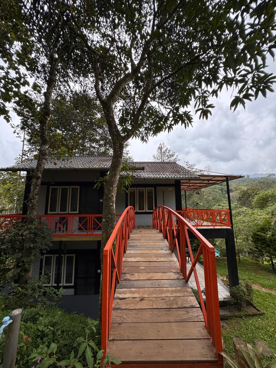 WhatsApp Image 2025-11-06 at 10.54.28 AM (1)