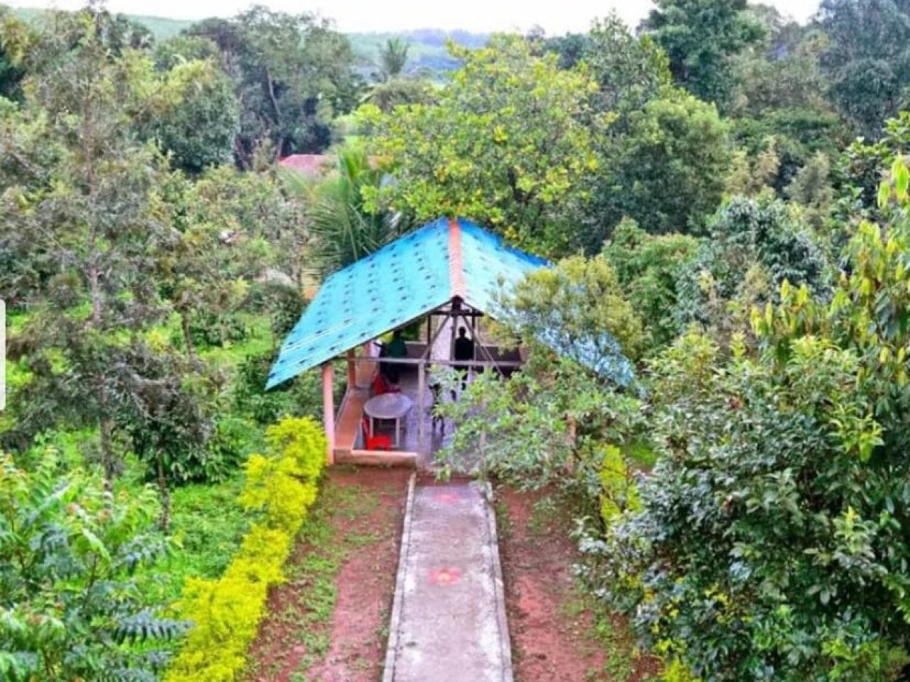 River Breeze Retreat