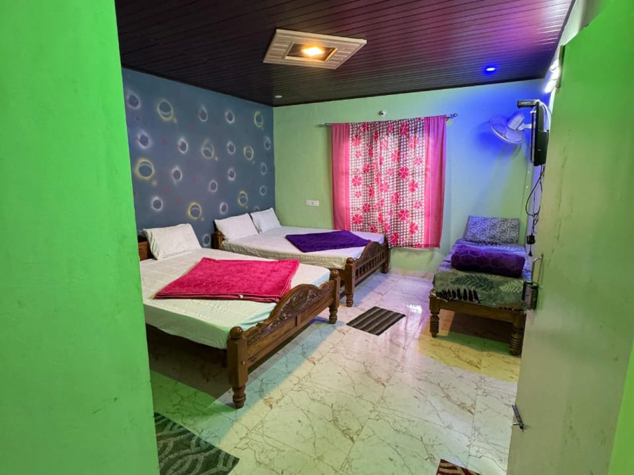 Rose Garden Homestay